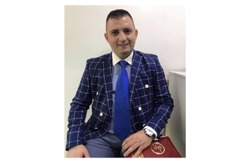 Damjanović: Usluge dinar patriote Rakovića uvijek na akcijskoj cijeni Damjanović: Usluge dinar patriote Rakovića uvijek na akcijskoj cijeni