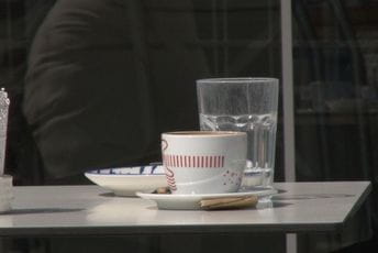 Lokali podijeljeni: Jedni traže potvrdu, drugima ne pada na pamet da kontrolišu goste Lokali podijeljeni: Jedni traže potvrdu, drugima ne pada na pamet da kontrolišu goste