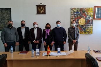 Uoči proslave godišnjice Fakultet za sport i fizičko vaspitanje bilježi 11 doktorata Uoči proslave godišnjice Fakultet za sport i fizičko vaspitanje bilježi 11 doktorata