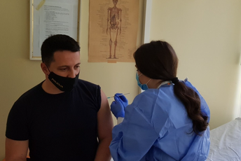 Počela vakcinacija policijskih službenika Počela vakcinacija policijskih službenika