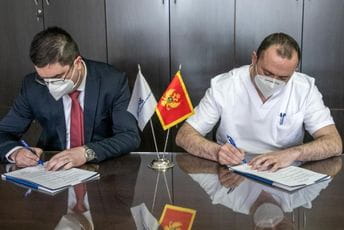 Elektroprivreda uručila donaciju Opštoj bolnici u Pljevljima Elektroprivreda uručila donaciju Opštoj bolnici u Pljevljima