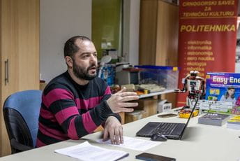 Mladi će biti u prilici da uz pomoć modernih tehnologija kreiraju pametne proizvode Mladi će biti u prilici da uz pomoć modernih tehnologija kreiraju pametne proizvode