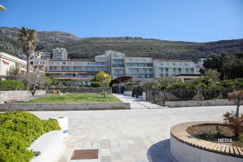 Otvoren hotel Palas u Petrovcu: Prvi gosti stižu danas Otvoren hotel Palas u Petrovcu: Prvi gosti stižu danas