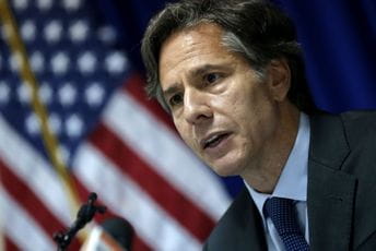 SAD bi se mogle okrenuti i vojnoj intervenciji ako Iran ne prihvati dijalog? SAD bi se mogle okrenuti i vojnoj intervenciji ako Iran ne prihvati dijalog?