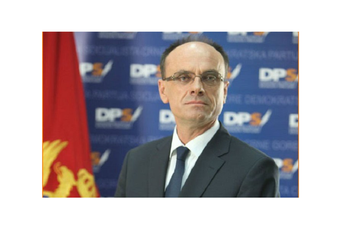 Škrelja: Lažni diplomata i falsifikator Simijanović kao Abazovićev mentor i savjetnik u izdaji građanske CG Škrelja: Lažni diplomata i falsifikator Simijanović kao Abazovićev mentor i savjetnik u izdaji građanske CG