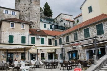 U nedjelju izbori u Herceg Novom: Bitka za 35 mandata i predsjednika Opštine U nedjelju izbori u Herceg Novom: Bitka za 35 mandata i predsjednika Opštine