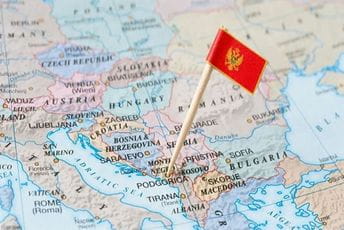 Učinite mi ovu zemlju opet srpskom Učinite mi ovu zemlju opet srpskom