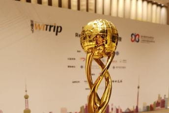 Kineski magazin WiTrip dodijelio Crnoj Gori prestižnu nagradu “TOP 10 svjetskih destinacija iz snova” Kineski magazin WiTrip dodijelio Crnoj Gori prestižnu nagradu “TOP 10 svjetskih destinacija iz snova”