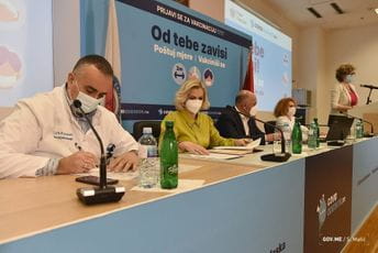 Policijski čas od ponoći do pet ujutro, otvara se unutrašnjost lokala, prodavnice će raditi do 22 a kafići do 23 sata Policijski čas od ponoći do pet ujutro, otvara se unutrašnjost lokala, prodavnice će raditi do 22 a kafići do 23 sata