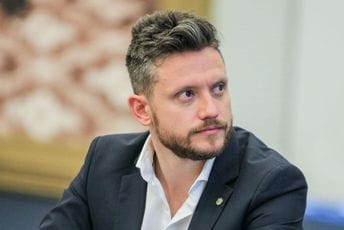 Radovanić: Uzalud povećanje plata i penzija, za 50 eura se mogu kupiti samo osnovne namirnice