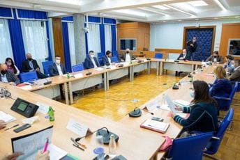 Lista utvrđena bez podrške opozicije Lista utvrđena bez podrške opozicije