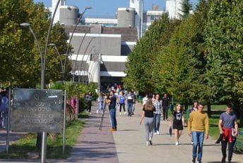 Završen prvi upisni rok na UCG: Najveće interesovanje za Medicinski fakultet, slobodnih mjesta ostalo na PMF, Mašinskom, Pomorskom...