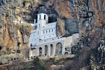 Prodadoh kuću na neviđeno Prodadoh kuću na neviđeno