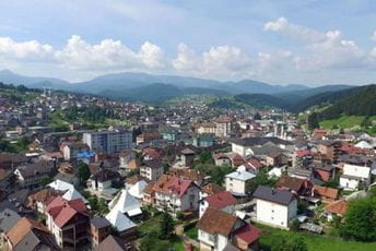 Samo se u Rožajama više rađa nego umire Samo se u Rožajama više rađa nego umire