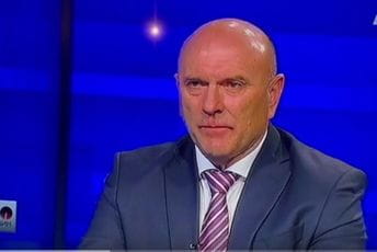 Carević na RTS: Boka je 1918. bila srpska zemlja, a Cetinjani pod Turskom, ovaj... Carević na RTS: Boka je 1918. bila srpska zemlja, a Cetinjani pod Turskom, ovaj...