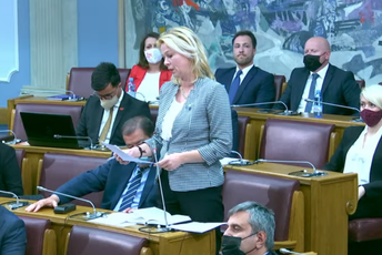 Đurović: Partijsko djelovanje nije grijeh dr Popovića jer ga nema Đurović: Partijsko djelovanje nije grijeh dr Popovića jer ga nema