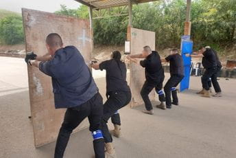 Pripadnici Čete vojne policije završili obuku u Izraelu Pripadnici Čete vojne policije završili obuku u Izraelu