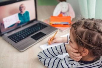 Ombudsman: Onlajn nastava imala negativne efekte Ombudsman: Onlajn nastava imala negativne efekte