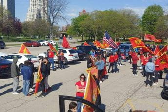 Podrška patriotskim skupovima u Crnoj Gori: Auto-kolona u Čikagu Podrška patriotskim skupovima u Crnoj Gori: Auto-kolona u Čikagu