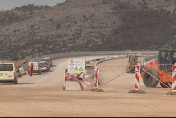 BOJANIĆ: Počela istraga o PDV-u za gradnju auto-puta BOJANIĆ: Počela istraga o PDV-u za gradnju auto-puta