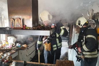 Požar u Krašićima, pričinjena velika materijalna šteta Požar u Krašićima, pričinjena velika materijalna šteta