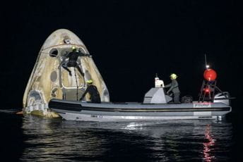 SpaceX kapsula s astronautima uspješno sletjela u Meksički zaliv SpaceX kapsula s astronautima uspješno sletjela u Meksički zaliv