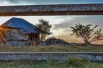 Kuća zalazećeg sunca Kuća zalazećeg sunca