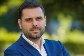 Vujović: Joanikije, Porfirije i Krivokapić imaju šest stavova o Temeljnom ugovoru Vujović: Joanikije, Porfirije i Krivokapić imaju šest stavova o Temeljnom ugovoru