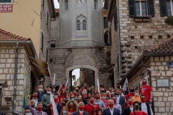 Evropski tim za Herceg Novi: Promjene obezbjeđuju stipendiranje nedostajućih kadrova Evropski tim za Herceg Novi: Promjene obezbjeđuju stipendiranje nedostajućih kadrova