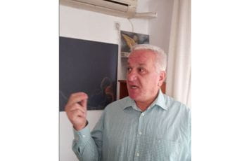 Burzanović: Abazović zaposlio 12 novinara Vijesti kojima je zajedničko neznanje Predsjednik udruženja novinara Tihomir Burzanović