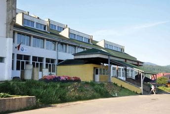 Tuča ispred škole u Rožajama: Maloljetnik uboden nožem Tuča ispred škole u Rožajama: Maloljetnik uboden nožem