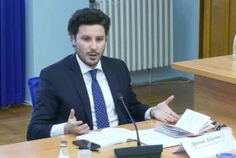 Abazović Demokratama: Znate li što je DF za vas? Doktor nauka! Abazović Demokratama: Znate li što je DF za vas? Doktor nauka!