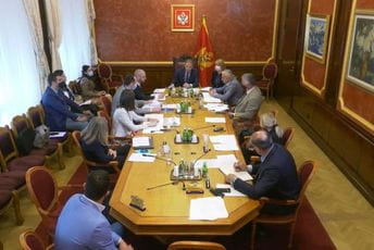 Šehović: Bratić govori neistinu, na vrijeme je pozvana na sjednicu Šehović: Bratić govori neistinu, na vrijeme je pozvana na sjednicu