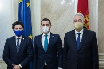 Tragikomična boratovska koalicija Tragikomična boratovska koalicija