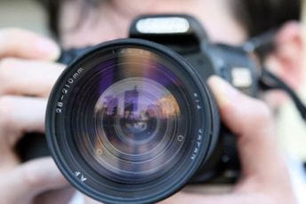 Sindikat medija: Prepolovljen broj fotoreportera, profesija degradirana Sindikat medija: Prepolovljen broj fotoreportera, profesija degradirana