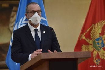 Crna Gora da obezbijedi sisteme koji sprječavaju putnike da šire kovid Direktor Svjetske zdravstvene organizacije za Evropu Hans Kluge