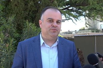 Katić: Nastavljamo sa radom, nova vlast će brzo biti formirana Katić: Nastavljamo sa radom, nova vlast će brzo biti formirana