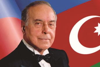 Veliki lider Hejdar Alijev Veliki lider Hejdar Alijev