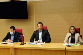 PG: Održana javna rasprava povodom Nacrta odluke o mjesnim zajednicama PG: Održana javna rasprava povodom Nacrta odluke o mjesnim zajednicama