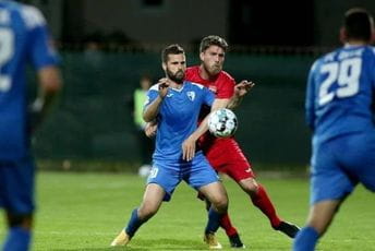 Fudbalska groznica u Tuzima Fudbalska groznica u Tuzima