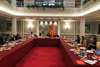 Novinare definisati kao posebnu kategoriju Novinare definisati kao posebnu kategoriju