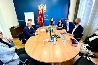 Ministarstvo: Nije odgođena fiskalizacija, nastavljaju se razgovori sa advokatima Ministarstvo: Nije odgođena fiskalizacija, nastavljaju se razgovori sa advokatima