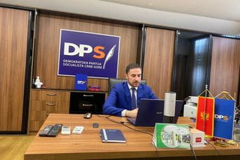 Bogdanović održao onlajn predavanje na Eurasian univerzitetu Bogdanović održao onlajn predavanje na Eurasian univerzitetu