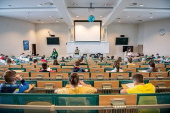 Održano prvo međunarodno takmičenje u matematici „Kengur bez granica“ Održano prvo međunarodno takmičenje u matematici „Kengur bez granica“