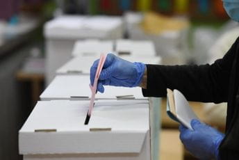 Kandidat Možemo! po anketama vodi u Zagrebu Kandidat Možemo! po anketama vodi u Zagrebu