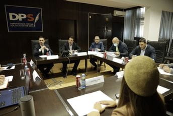 Počele sa radom Komisije GO DPS-a: Pružaćemo sistemske odgovore na sva pitanja kojima je Vlada nedorasla Počele sa radom Komisije GO DPS-a: Pružaćemo sistemske odgovore na sva pitanja kojima je Vlada nedorasla