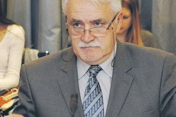 Jovović preuzeo poslove svih šest pomoćnika Jovović preuzeo poslove svih šest pomoćnika