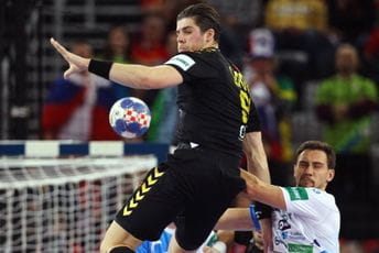 Roganoviću sam rekao da je poltron i da me više ne zove Roganoviću sam rekao da je poltron i da me više ne zove