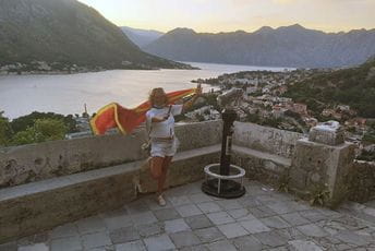 Da pomogne majko voda, sa Korita Ivanova Da pomogne majko voda, sa Korita Ivanova