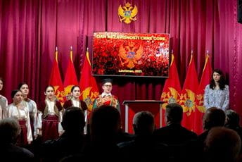 U Lovćencu svečano obilježen Dan nezavisnosti Crne Gore U Lovćencu svečano obilježen Dan nezavisnosti Crne Gore